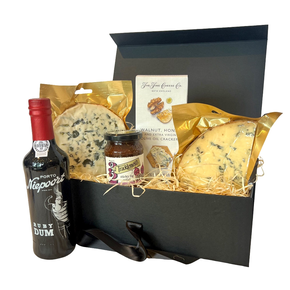 Blue cheese hamper with port