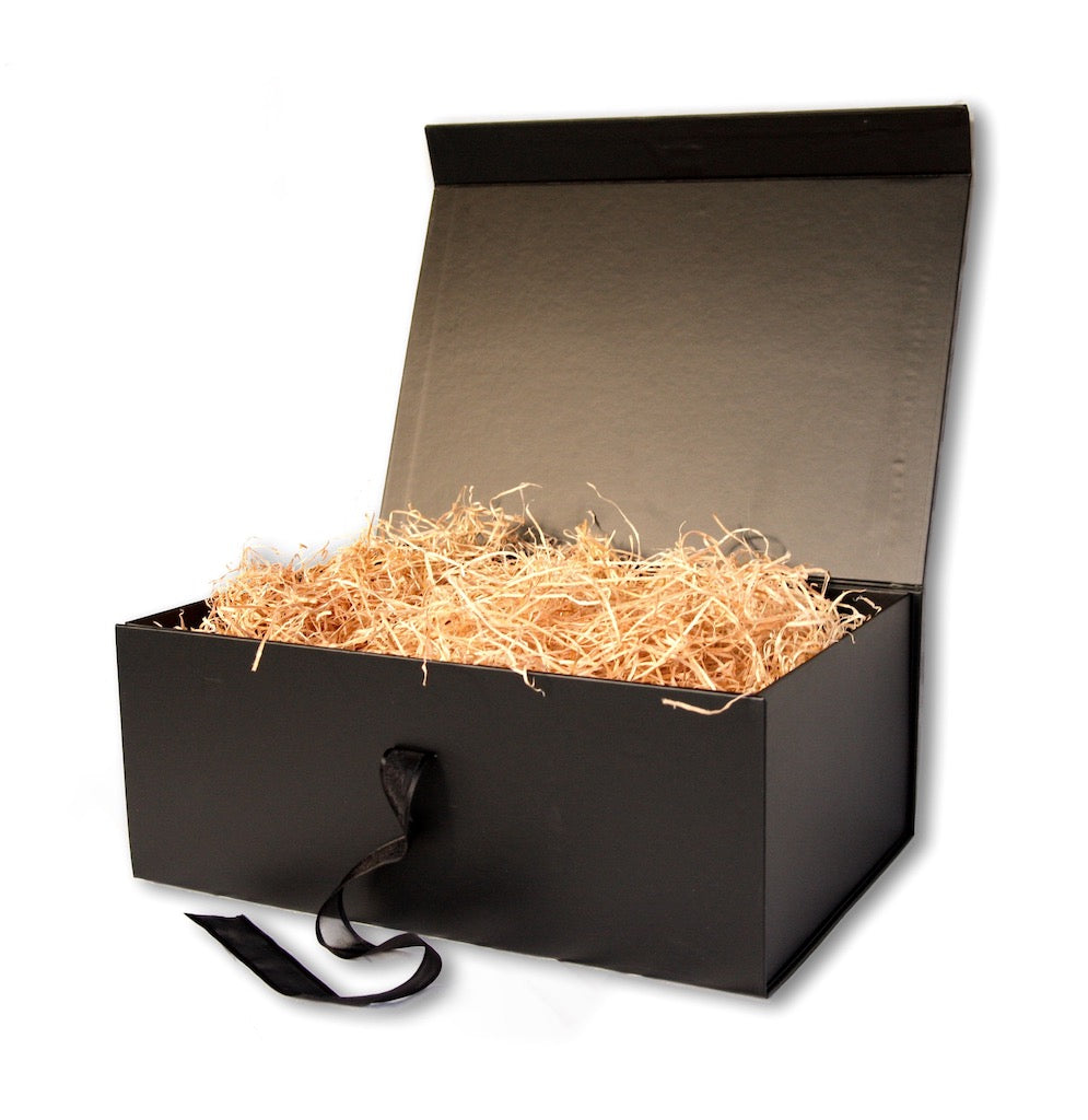 An empty 'create your own' hamper box